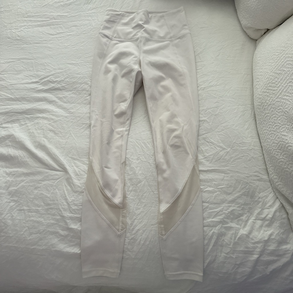 Athleta  white leggings